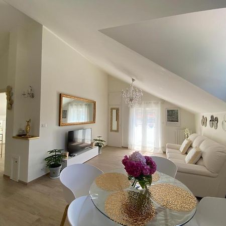 Casa Tra I Castelli Διαμέρισμα San Martino Alfieri Εξωτερικό φωτογραφία